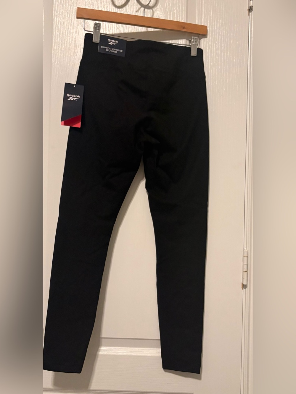 Reebok Men's Black Slim Fit Jogger Pants